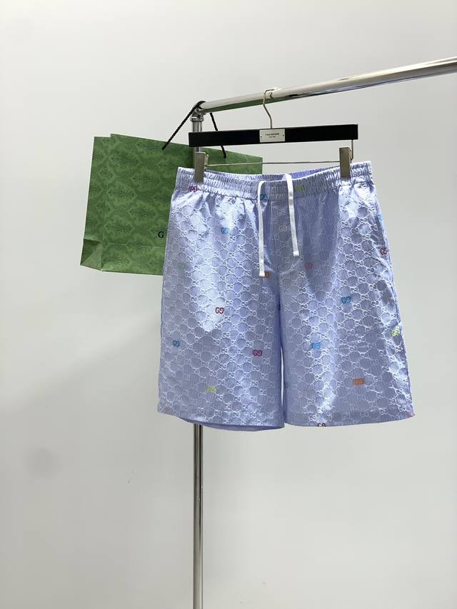 衣服 ，短裤 ，Gucci 古驰，2025夏季最新款，专柜同步有售，原单狠货，时尚休闲套装，上身很有特点！吸睛而有亮点，进口原版面料，顶级提花工艺字母图案装饰L