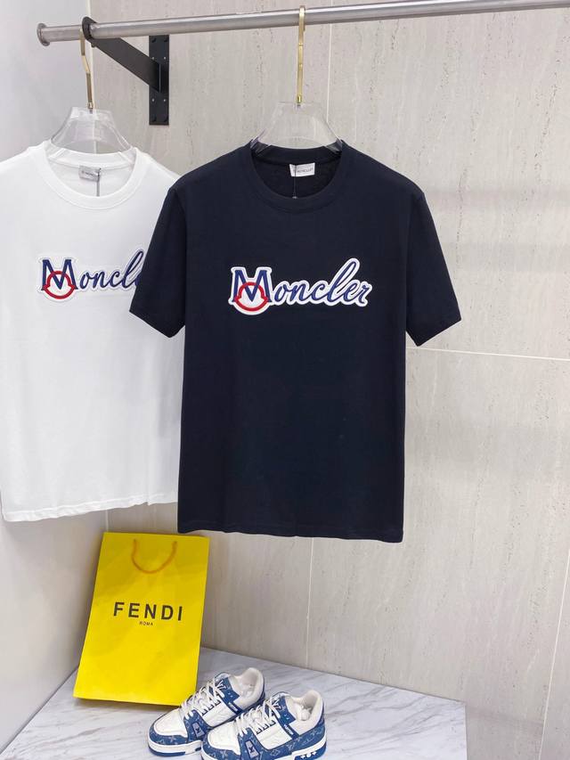 蒙*Moncler 25Ss春夏新款首发专柜最新款短袖圆领T恤 高端订制 设计前卫时尚！品牌Logo重工艺设计，高端定制面料，手感柔软，穿着舒适，客供进口高档面
