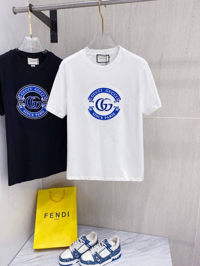 古*Gucci 25Ss春夏新款首发专柜最新款短袖圆领T恤 高端订制 设计前卫时尚！品牌Logo重工艺设计，高端定制面料，手感柔软，穿着舒适，客供进口高档面料质