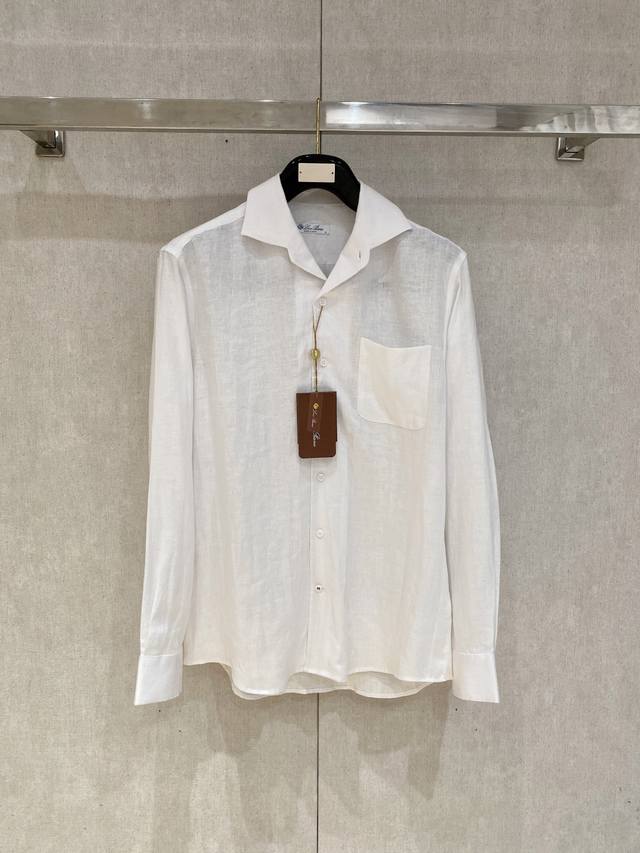 史诗级别的亚麻衬衫，Lp独家巨献，胸前刺绣Logo多色入荷。原汁原味100%亚麻面料衬衫，麻料以其独特的面料特点和休闲自然的风格，成为这个春夏季节不可或缺的时尚