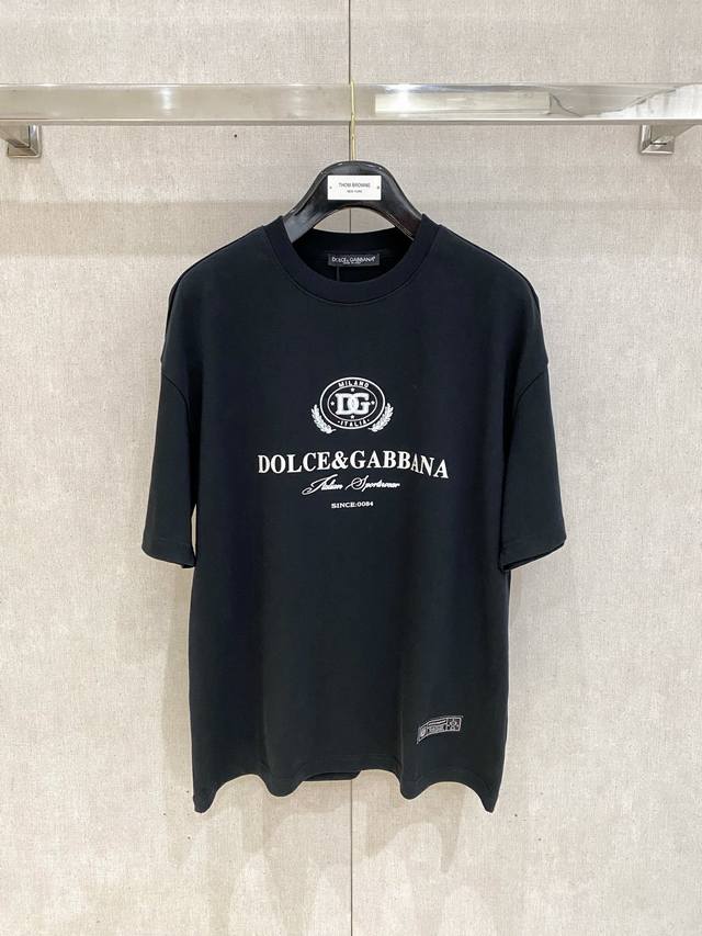 Dolce&Gabbana 杜嘉班纳 -Dg 重磅推荐！Ss夏装新品 专柜在售 最新系列图案Logo短袖T恤 必须人手一件的节奏！ 进口顶极精梳棉面料，极为亲肤