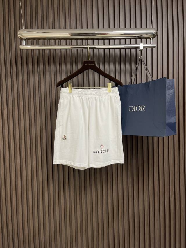 Moncler 2025Ss夏季新款休闲短裤，男女同款推荐！高级定制大毛线圈纯棉380G面料．透气弹力舒适度极高，细节无可挑剔，顶级辅料配备，腿前原版Logo设