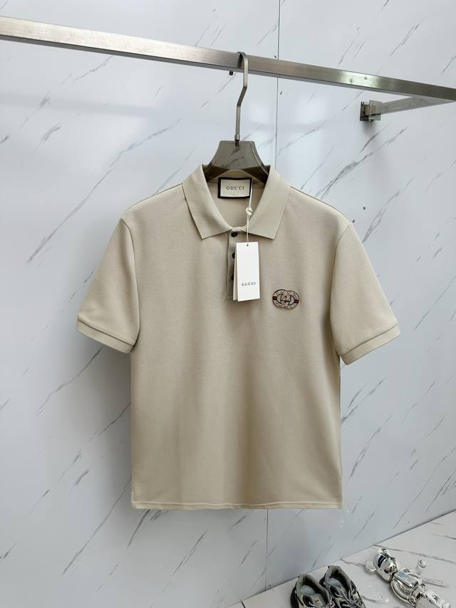 Gucci 最新最顶级版本Polo衫短袖，最顶级的品质.玉蚕丝 顶级制作工艺进口面料，专柜款独特设计，采用进口高端订制进口手感一流！！码数：M 3Xl