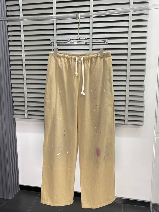 Madison Margiela梅森马吉拉Mm6独家专供新款 春夏休闲裤 高端版本！专柜定制面料 透气舒适度高，细节无可挑剔，品牌元素设计理念，体现高品质。Lo