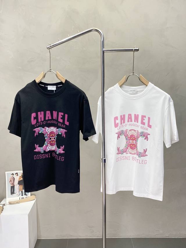 Chanel香奈儿独家专供新款原单男士休闲短袖 高端定制 高版本 时尚百搭爆款进口面料 手感超柔软细腻 穿着亲肤舒适 高端精品 代工厂P精细做工 上身非常赞 男