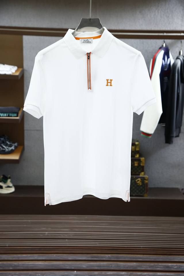 Hermes 爱马仕-重磅推荐！2025早春。新品 专柜在售 时尚高端男装Polo-胸前Logo个性时尚 进口顶极高密度丝光珠地，极为亲肤舒适 摸上去非常的细腻