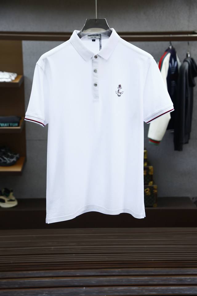 Tb-重磅推荐！2025早春。新品 专柜在售 时尚高端男装Polo-胸前Logo个性时尚 进口顶极高密度丝光珠地，极为亲肤舒适 摸上去非常的细腻，质感很好，舒软