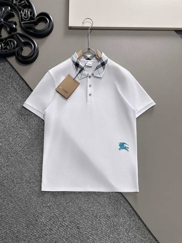 巴宝莉 2025Ss夏季新款 Logo男士翻领Polo衫！经典商务男款，高端男装的天花板级别的商务男款！简约时尚大气不失优雅，单穿内搭体面过人，品质控 细节控的