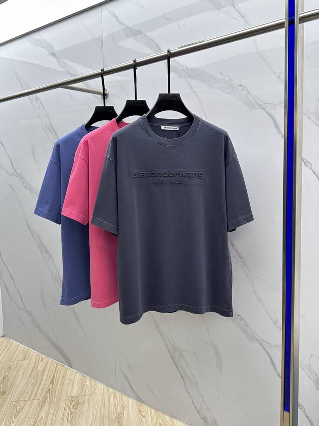 Alexander Wang* 2025春夏新款首发专柜最新款短袖圆领T恤 高端订制 设计前卫时尚！品牌Logo重工艺设计 高端长绒棉面料.手感舒适.洗水做旧感