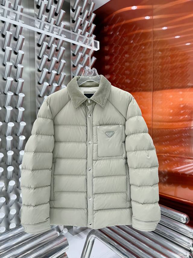 2025秋冬新款羽绒服 原版1:1订制五金配件全进口原版定制 欢迎专柜对比 绝对的高品质 采用顶级95白鹅绒 超柔软 充羽量蓬松饱满 超级重工 面料做工杠杠的版