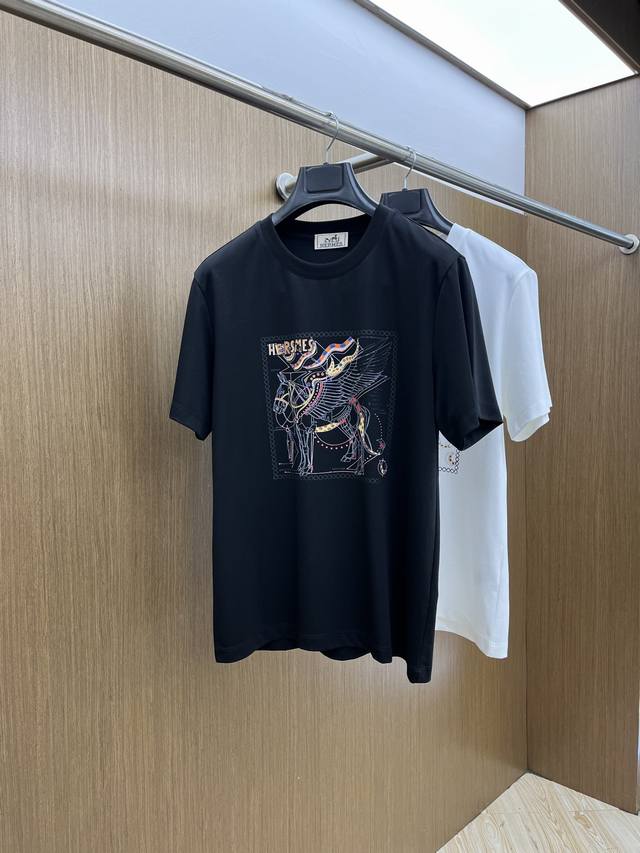 新品 Her Ss春夏独家专供新款原单男士休闲短袖 高端定制 高端版本 时尚百搭爆款进口面料 手感超柔软细腻 穿着亲肤舒适 高端精品 代工厂P精细做工 上身非常