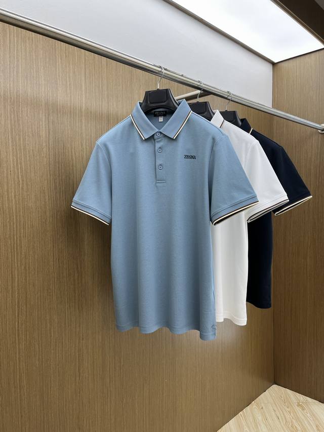 新品 Zz 2540春夏新品细纹珠地商务Polo，极简的衣身造型！ 顶级针织棉质混纺质地 整体的触感极为舒适，弹力十足亲肤效果高级，经典时尚翻领 Polo衫短袖