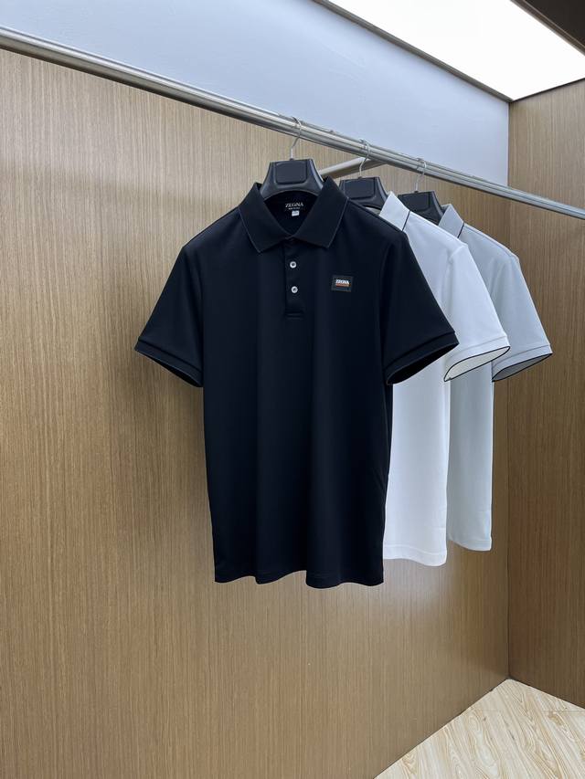 新品 Zz 2540春夏新品细纹珠地商务Polo，极简的衣身造型！ 顶级针织棉质混纺质地 整体的触感极为舒适，弹力十足亲肤效果高级，经典时尚翻领 Polo衫短袖