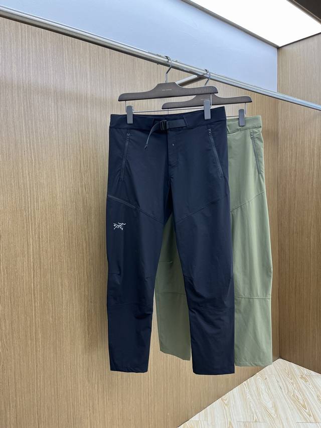 Arc Ss春夏新款休闲裤 品牌经典系列 休闲运动皆可 速干面料 舒适度极好，透气舒适。608辨识度极高 Fxz定制进口面料 色泽清新 做工精细。 码数：M-3