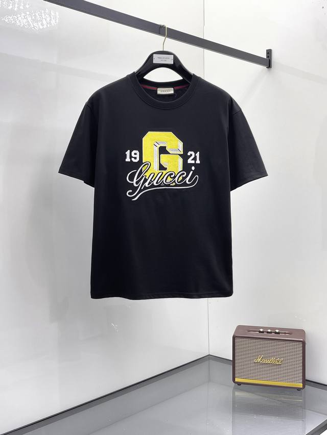古驰2025夏季新款短袖T恤，个性艺术系列全网独家首发 百搭款细节处理完美纯棉面料十分精致 原版面料 网红明星同款高版本 高品质手感非常舒服 时尚又个性 超级百