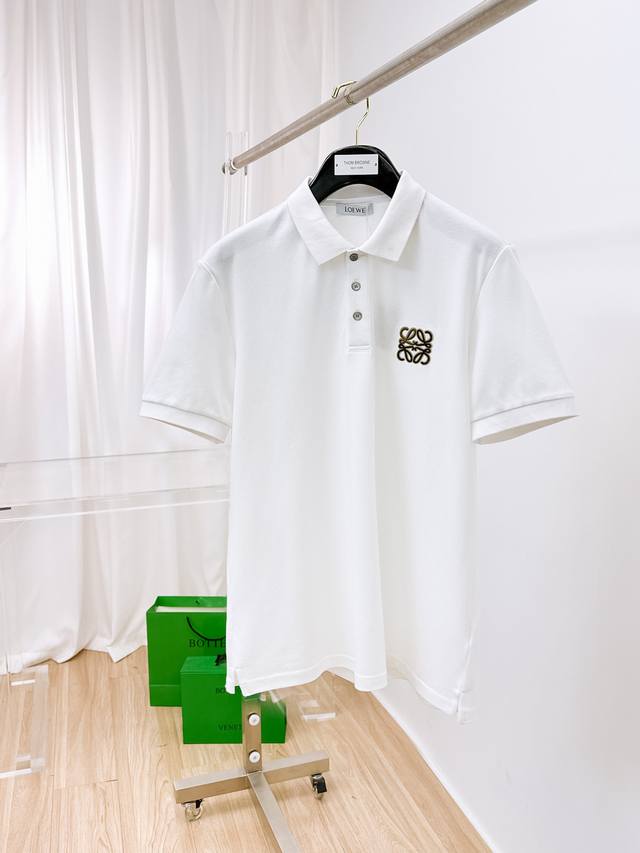 罗意威 2025春夏新款男士短袖Polo衫，品牌最新设计元素！既不单调也不复杂,恰到好处的展现品味！客供顶级定制珠地棉面料！舒适吸汗透气根本不在话下,面料独具的