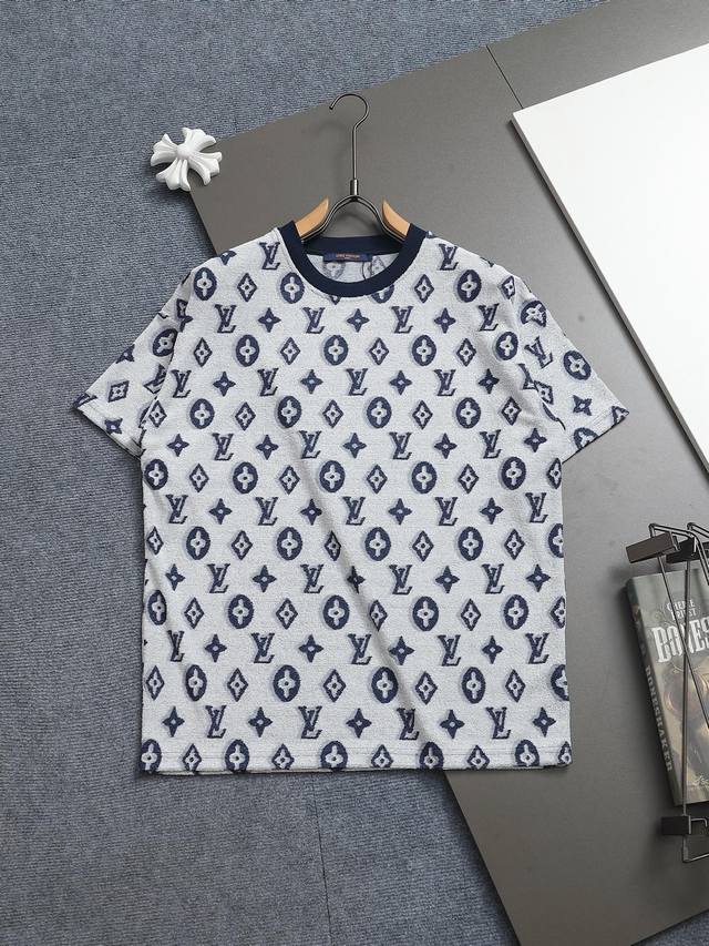 Louis Vuitton 路易威登 1V 微宽版型Xs S M L 25Ss 1V 新品专柜走秀款 满印加厚毛巾料 男女同款！短袖不在千篇一律的大众脸，而是一