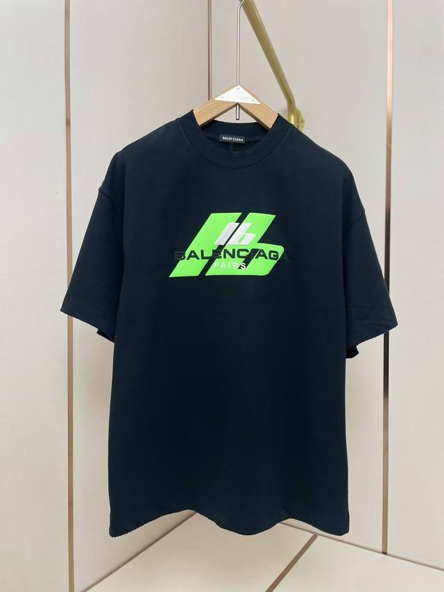 巴黎世家新款Lb硅胶印花T恤 3D立体硅胶简约不失个性 320克纯棉面料 重磅洗水做旧 破坏磨破处理 廓形落肩 小领口 Oversize版型 白色 黑色 青绿色