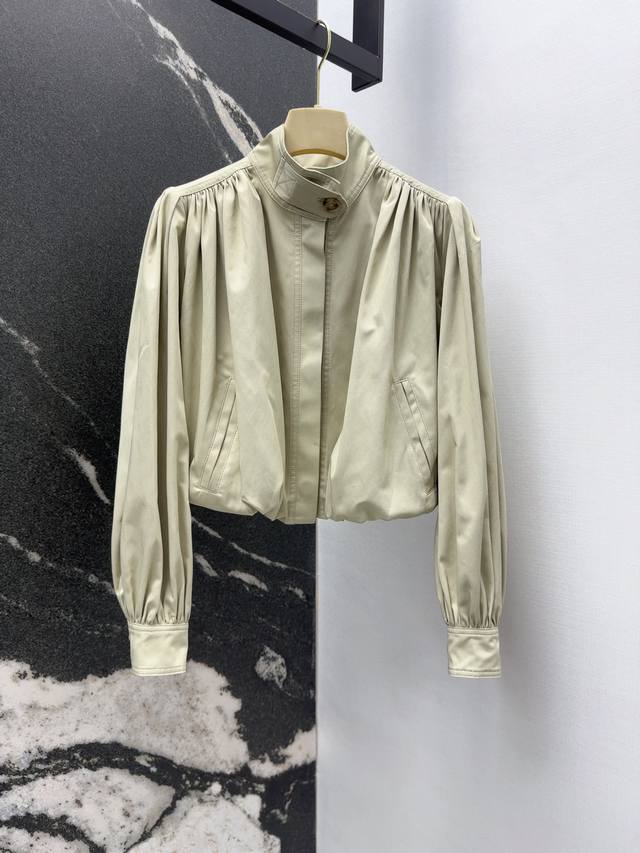 Ch～E 25Ss 春夏新品立领灯笼袖褶皱短款小夹克外套 摩登休闲优雅的时髦精单品 褶裥花苞版型设计百搭减龄又帅气 定制斜纹棉质面料质感超赞 精致浪漫优雅风 强