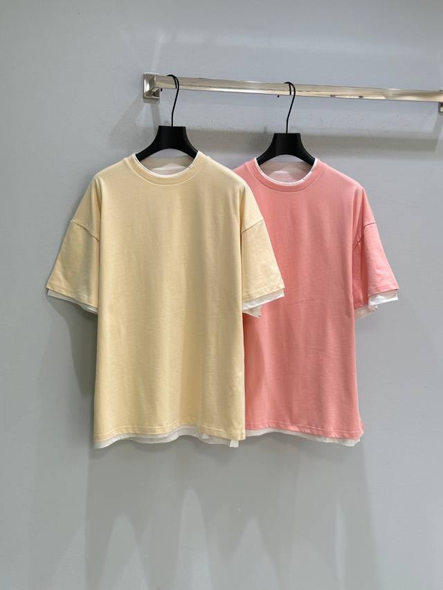 25Ss夏季新款上新！Jil假两件短袖 假两件的设计 后背饰有字母品牌Logo印花 宽松版型 男女同款 黄粉两个颜色可选择 ！现货供应黄色 粉色Sml