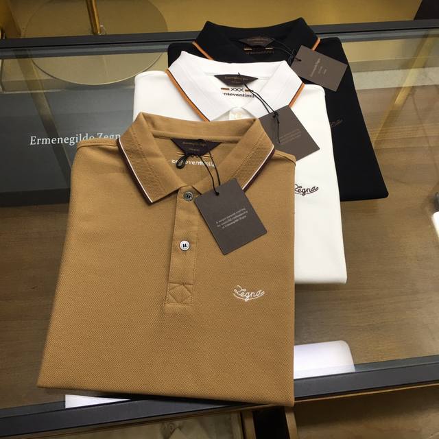 专柜新品 Zegn... S-2Xl 2025新品 时尚Polo 翻领长袖 高级定制百搭款式 任何人都可以轻松驾驭 面料全订制工艺 胸前奢华经典品牌Logo设计