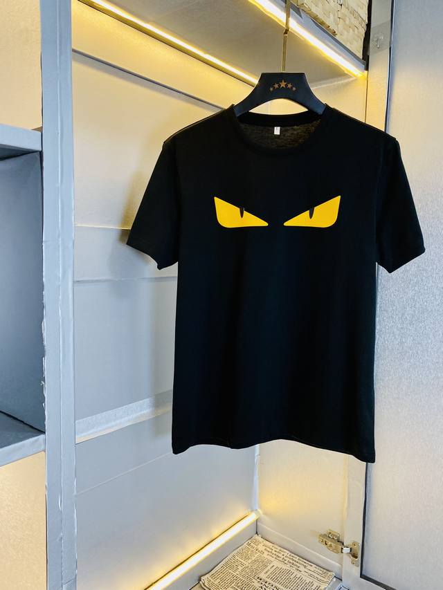 穿240斤 胖子福音 情侣款 码数：M-6Xl 芬迪Fendi 原单品质 2025最新款 男装短袖T恤 衣服 精选专柜订制顶级丝光棉进口面料 所有细节做工完美1