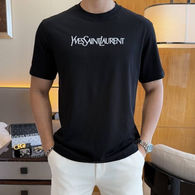 Ysl 2025Ss蛇年贺岁款春夏精品宽松版短袖T恤 官网同步 高端品质 定制顶级长绒棉面料，顶级大厂1:1制作，时尚大牌重工艺Logo设计，手感柔软细腻 穿着