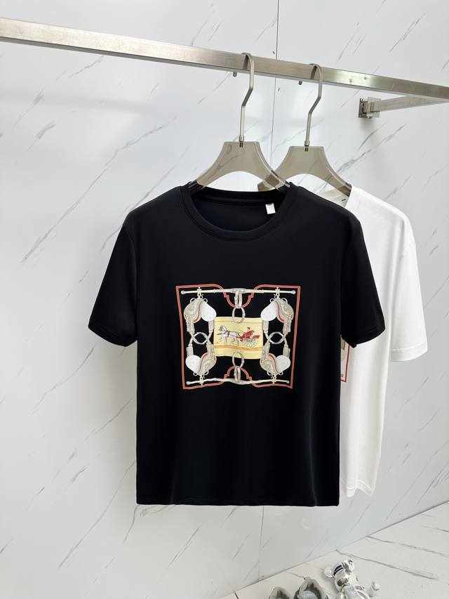 Hermes 爱马仕 25Ss新款春夏短袖 最高版本客供定制速干面料 简单时尚款，配色超级好看！经典Logo的设计 简单大方的款式！F58满满的高级感，四季可穿