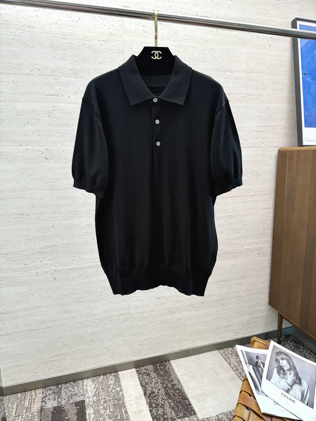 Zz25S春夏新款针织休闲翻领短袖Polo 整体非常的轻商务休闲！！客供丝光棉，上身轻盈舒适顺滑 到手绝对让你觉得物有所值的一件单品！！！ 码数：48-56