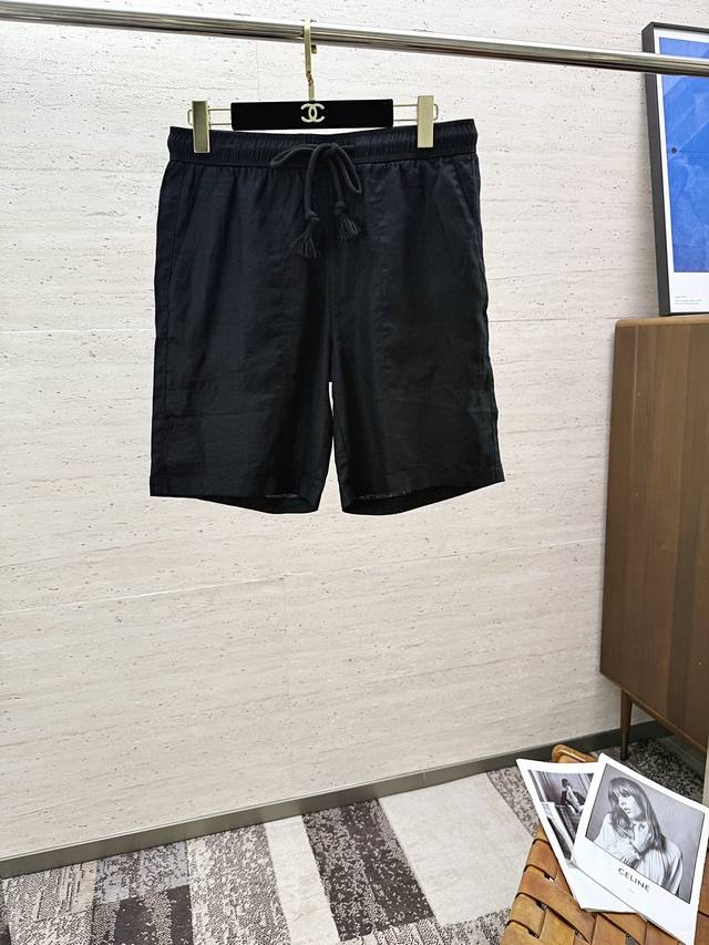 Zz 25Ss夏季亚麻休闲短裤 夏日衣橱必备！这款亚麻短裤，将时尚与舒适完美融合。采用天然亚麻材质，透气性绝佳，能迅速排散热气，让你在炎炎夏日也能时刻保持清爽。