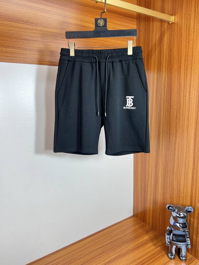 Burberry 巴宝莉 2025春夏新品 三标齐全 松紧带五分短裤 好货不用过多介绍 看细节 专柜码数：M-Xxxl 175 140上身建议L