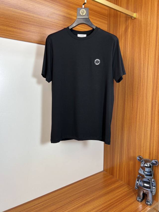 Hermes 爱马仕 2025春夏新品 三标齐全 圆领短袖T恤 好货不用过多介绍 看细节 专柜码数：M-Xxxl 175 140建议L