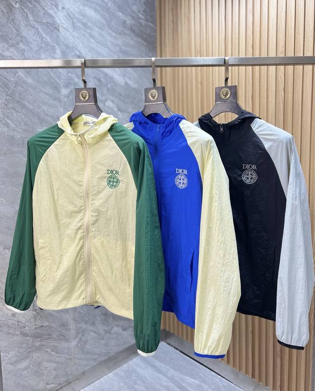 Dior 迪奥 2025春夏新品 三标齐全 男女同款防晒服 好货不用过多介绍 看细节 专柜码数：M-Xxxl 175 140上身L