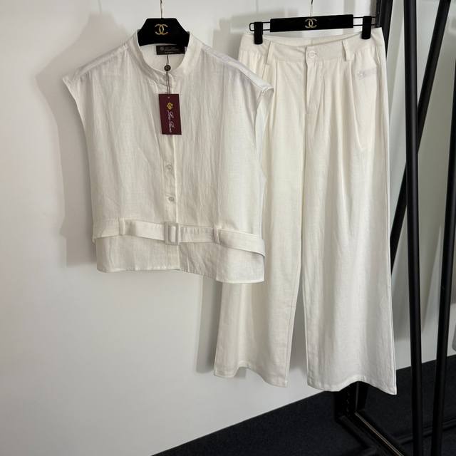 款号20254080 Loro Piana*Lp新款亚麻套装，高级感老钱风系带修身无袖衬衫马甲背心+高腰阔腿长裤，白色，杏色，Sml， M码；胸围108，衣长5