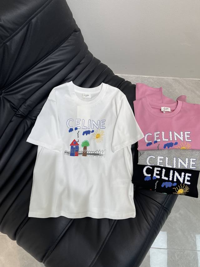 Celin*25新品撞色印花短袖T恤 精致版型上身巨显瘦！ 定制最新字母印花工艺 低调奢华！ 时髦精必备单品解锁所有穿搭！ 认准我家品质！经典单品时髦又高级 经