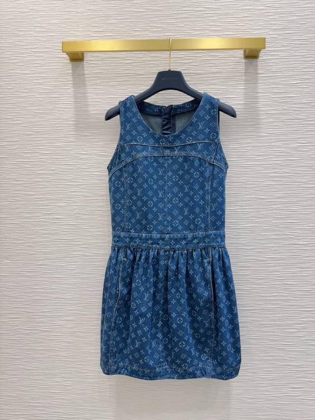 Louis Vuitto*2025Ss新款背心裙 高版出品~超时髦新款丹宁牛仔 个性色调上身又酷又飒爽 纹理细腻，棉感自然，既有筋骨感又不失柔软，超级漂亮！细节