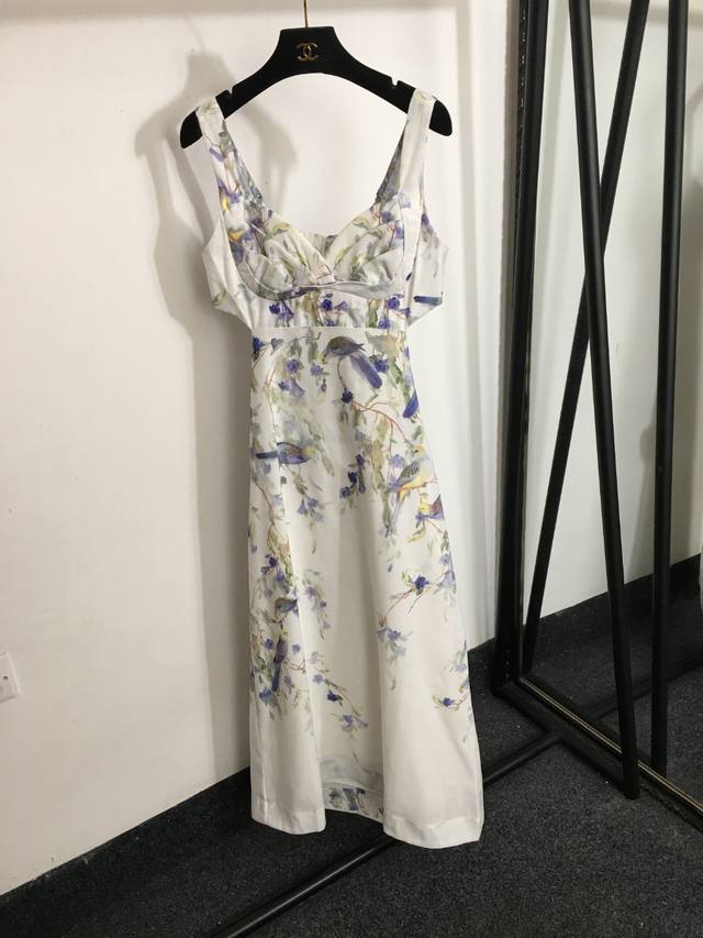 款号 4055 Zimmermann新款 花鸟印花露腰吊带连衣裙，白色，S-Xl， M码；胸围86，腰围80，总长130