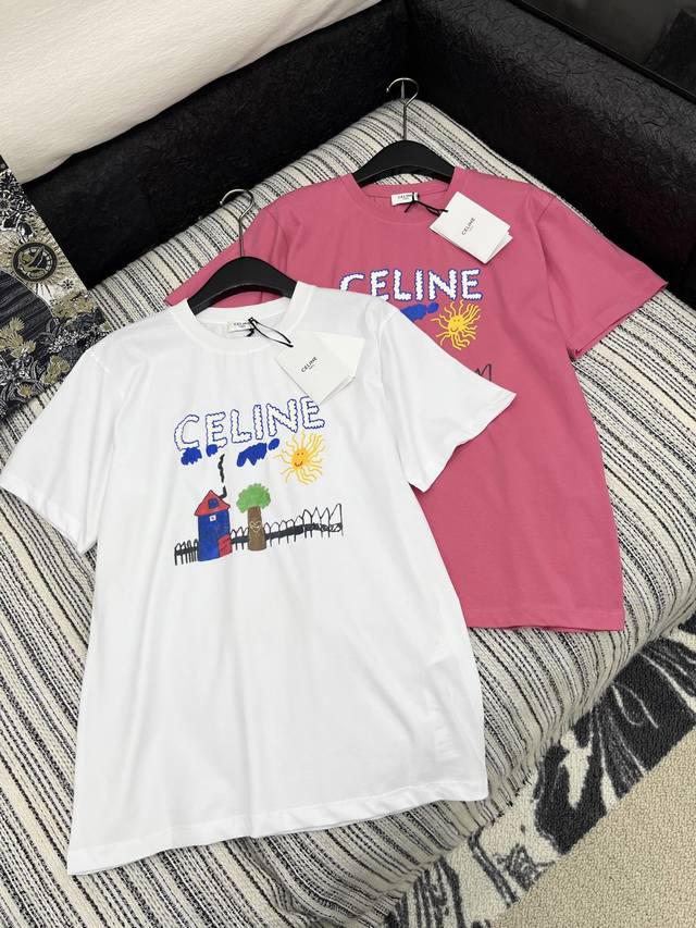 爆款现货 原单品质 Celin*｜25新品撞色印花短袖T恤 精致版型上身巨显瘦！ 定制最新字母印花工艺 低调奢华！ 时髦精必备单品解锁所有穿搭！ 认准我家品质！
