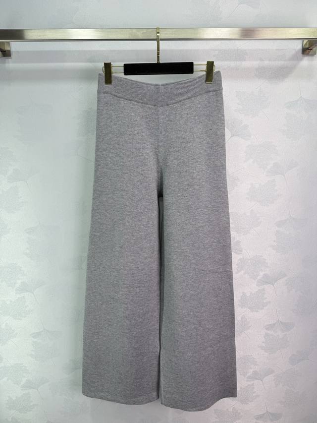 Dio*25早秋新品！爆款回归！高级老花Logo拉链长裤 双面可穿哦，后背字母提花织纹工艺奢华帅气！经典时髦又高级！白富美必入！宽松版型不挑人上身巨显瘦！瑞士机