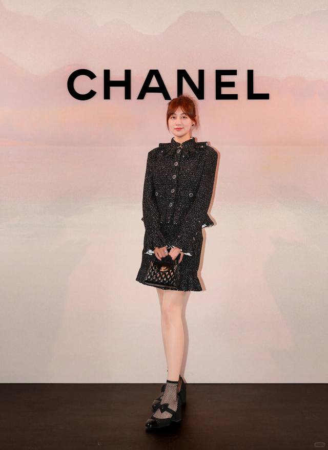 外套 半裙 Chane* 25A高级手工坊系列新款 法式宫廷风亮片荷叶边外套半裙丨独家Yb开发！高版出品！高级定制粗花呢软呢面料 定制减龄的褶皱荷叶边翻领设计