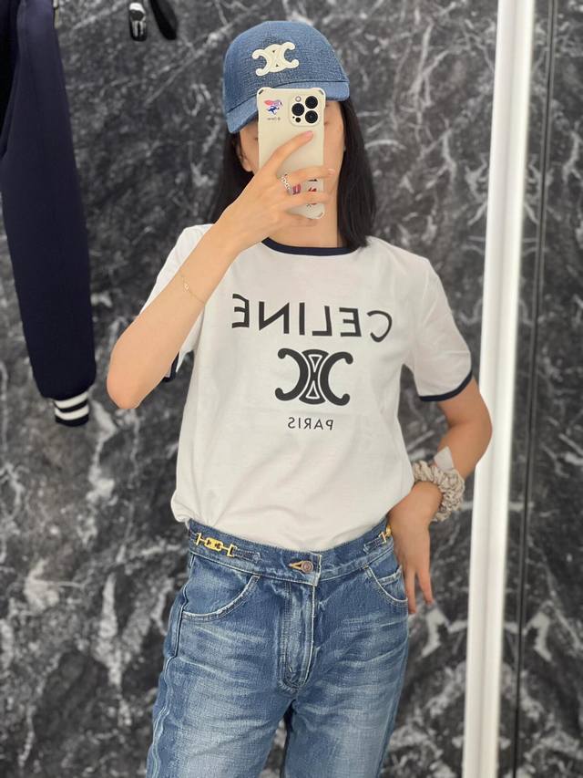 Celin* 25Ss春夏新款 胸前经典Logo字母印花圆领短袖T恤丨独家高版出品！很有辨识度，耐看又时髦，不失Vintage风格耐磨耐穿，久穿不易变形，经典圆