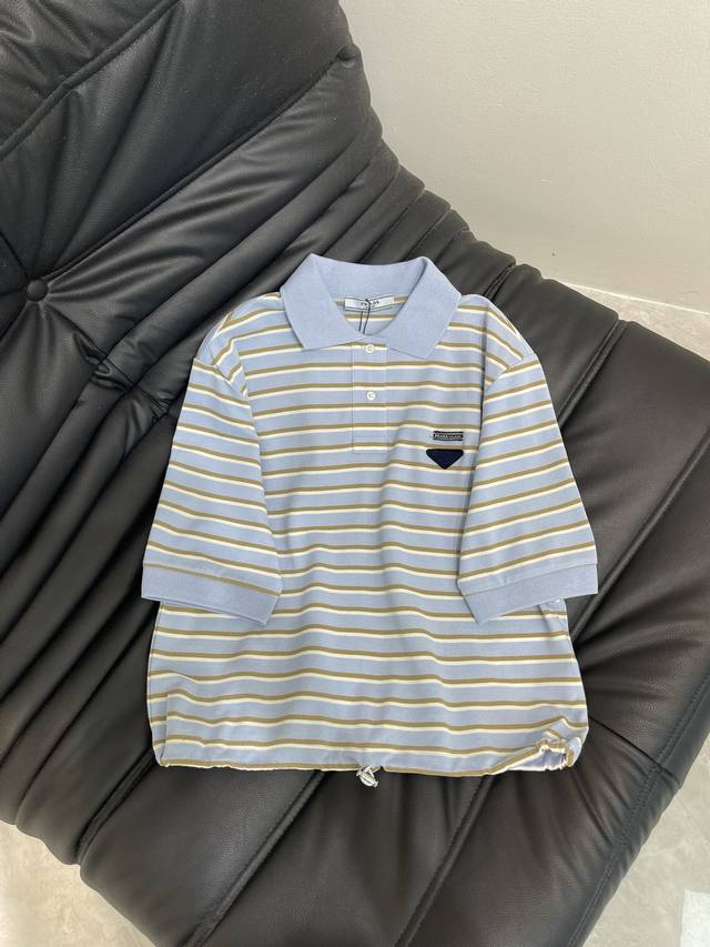 Prada 25Ss春夏新智感穿搭长期主义新品条纹控短袖衫 小短款抽绳松紧腰设计时髦精必入气质单品 百搭版型上身巨显瘦 Sml Aa.