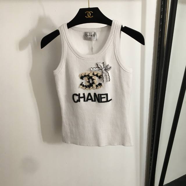 款号20251682 Chane*新款 小香Logo贴布蝴蝶结针织背心，白色，米白色，黑色，Sml， M码；胸围68，长51