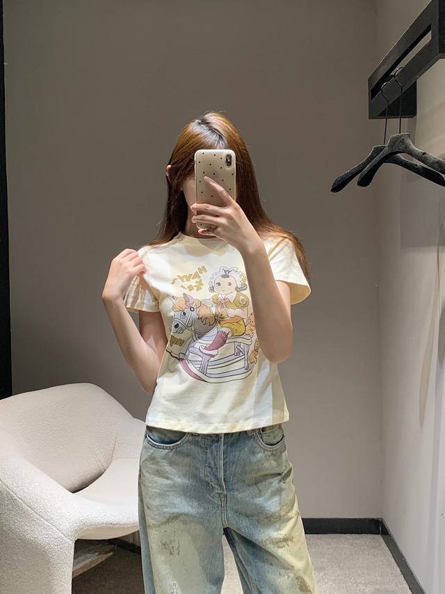 Open Yy 25Ss春夏新款 卡通印花圆领短袖T恤丨独家高版出品！清爽又时髦的Tee也太好看啦独特的可爱卡通印花设计！少女心爆棚真的很难不爱呀 修身短款的版