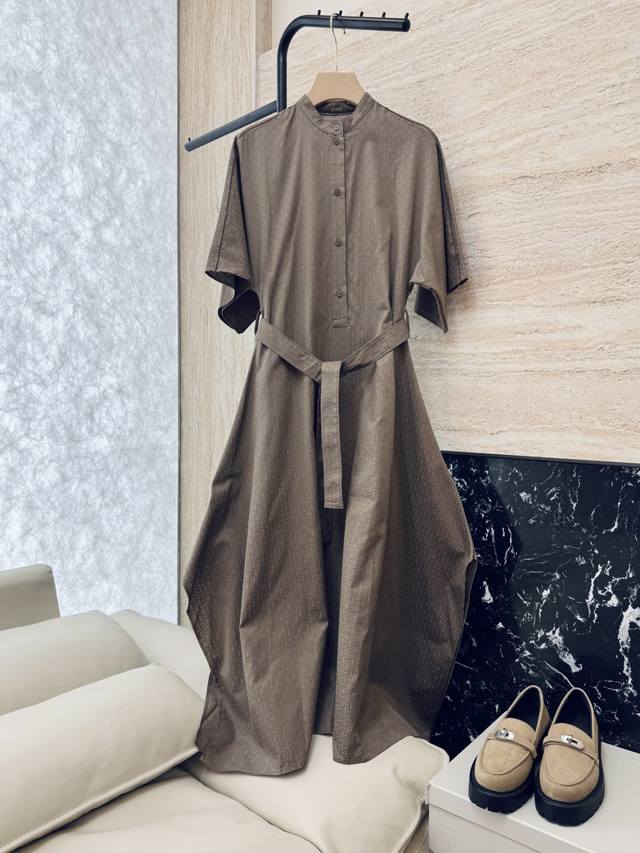 Qgl004#新款连衣裙 Hermes H家 爱马仕 H字母暗纹 短款宽松款连衣裙 黑色 燕麦咖色 白色 Sml