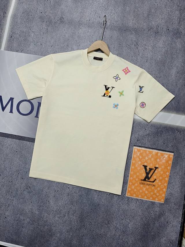 实拍 Nfc芯片感应 Louis Vuitton 路易威登 短袖T恤 Lv驴牌 手绘涂鸦短袖T恤 男女同款 面料：原版同步330克重双纱100%纯棉 超高质感，