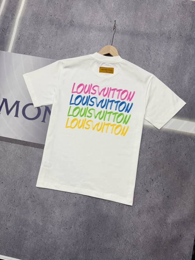 实拍 Nfc芯片感应 Louis Vuitton 路易威登 短袖T恤 Lv驴牌 彩色标识Logo字母印花短袖T恤 男女同款 面料：原版同步330克重双纱100%