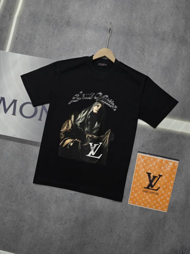 实拍 Nfc芯片感应 Louis Vuitton 路易威登 短袖T恤 Lv驴牌 时髦标识Logo字母印花短袖T恤 男女同款 面料：原版同步330克重双纱100%