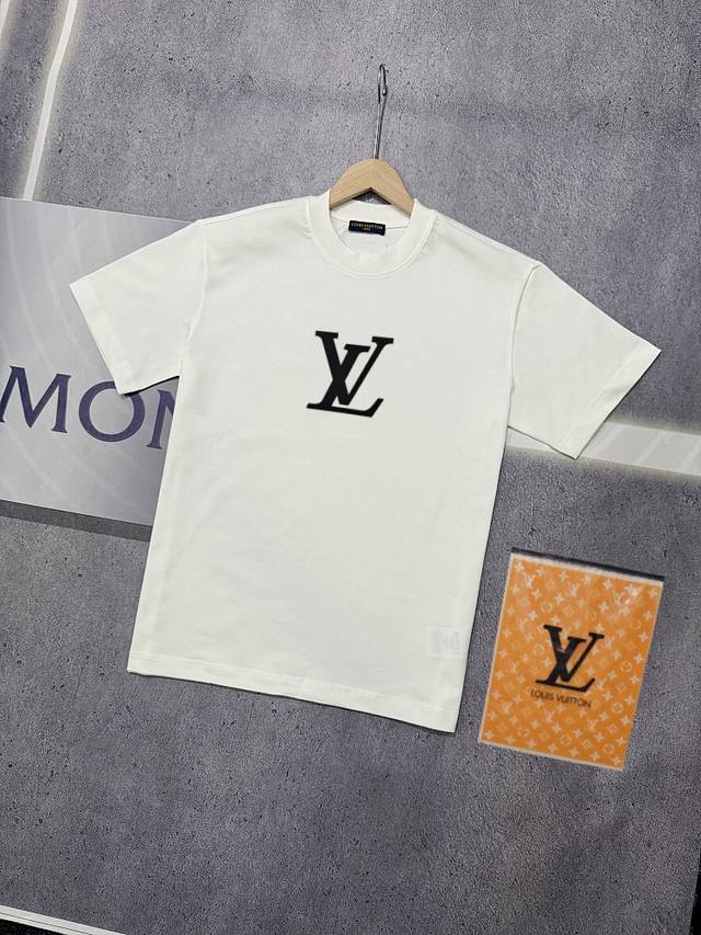 实拍 Nfc芯片感应 Louis Vuitton 路易威登 短袖T恤 Lv驴牌 前后Logo字母印花短袖T恤 男女同款 面料：原版同步330克重双纱100%纯棉