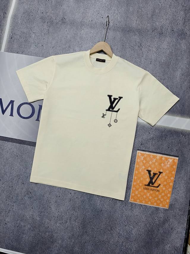 实拍 Nfc芯片感应 Louis Vuitton 路易威登 短袖T恤 Lv驴牌 Logo字母印花短袖T恤 男女同款 面料：原版同步330克重双纱100%纯棉 超